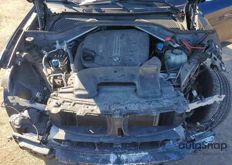 2017 BMW X5 xDrive35D z USA, uszkodzony, nr VIN 5UXKS4C35H0Y16079